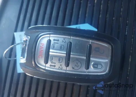 2019 Chrysler Pacifica Touring L Plus z USA, uszkodzony, nr VIN 2C4RC1EG3KR667972